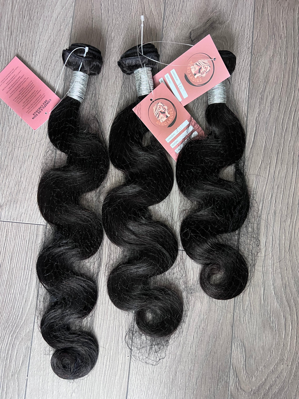 Bundles de cheveux raw Body wave 100% human hair, non traités, doux & soyeux, tenue longue durée, Sans noeud, Sans chute