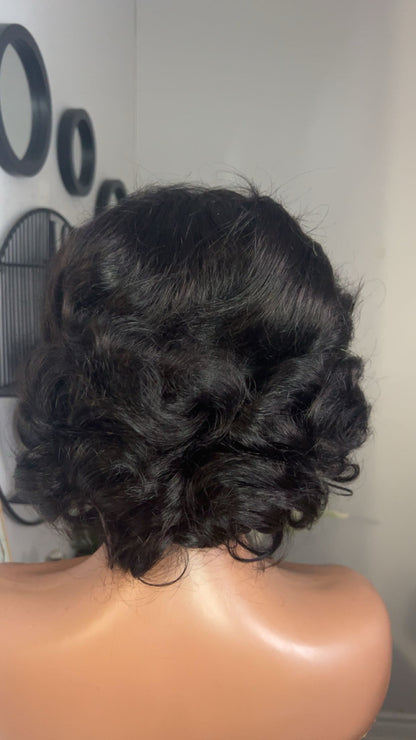 Perruque Bouncy de 12 pouces plusieurs couleurs disponibles