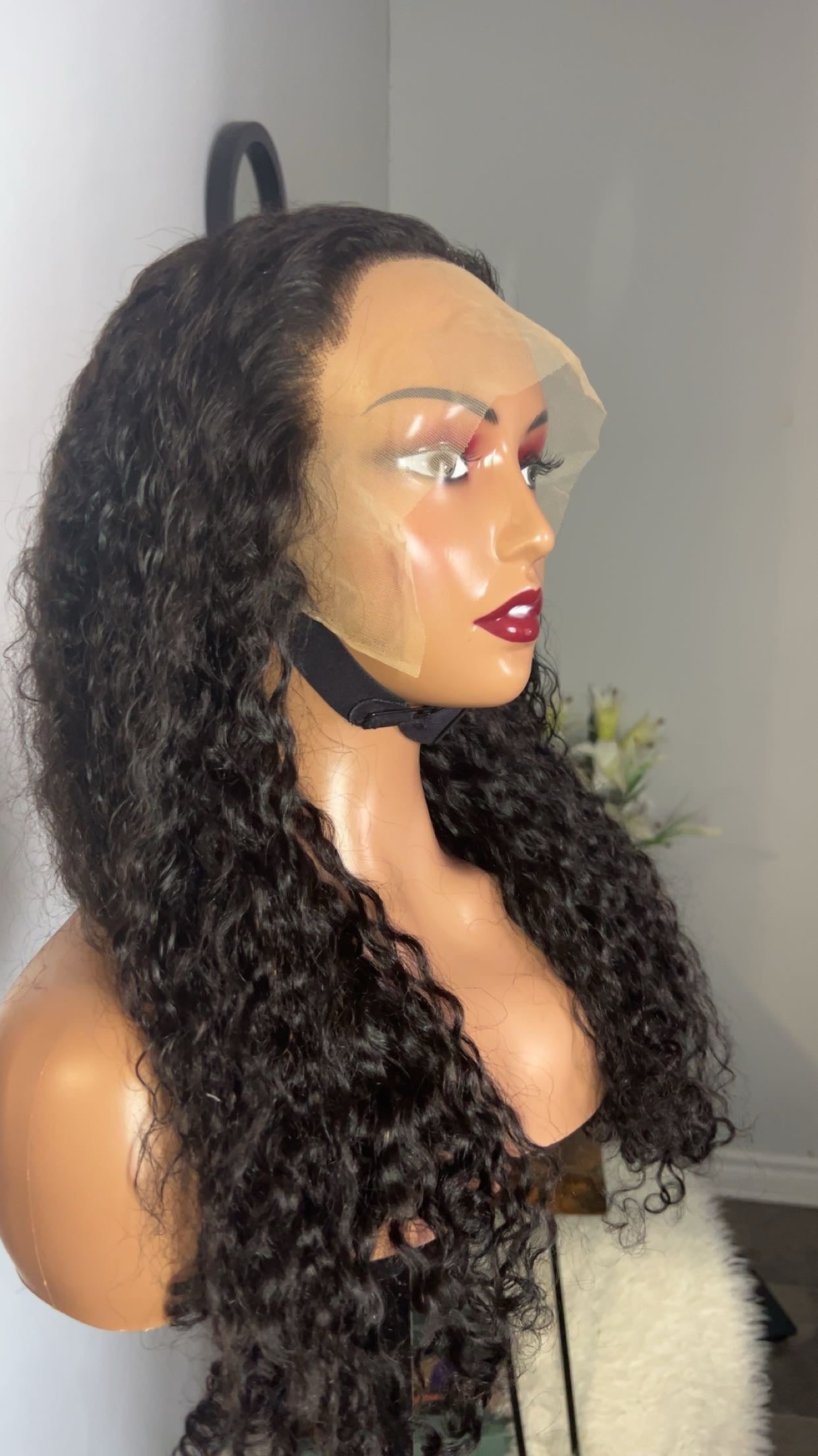 Perruque burnese curly 100% cheveux birman de 24 pouces ; densité 250% couleur noir naturel lace 13x6