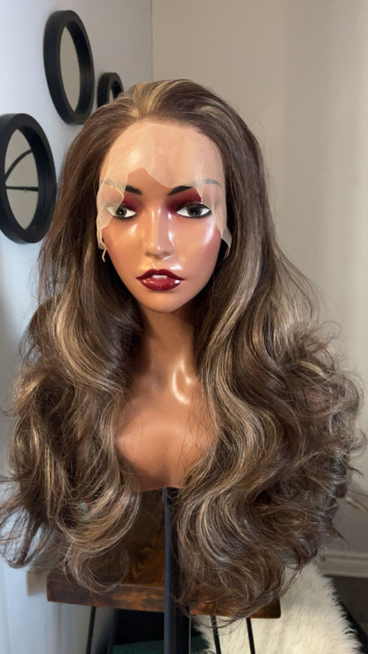 Blend hair avec ondulation de 24 pouce lace 13x6 couleur mélangée brun blond