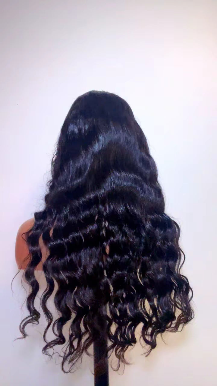 Perruque Afro ladies wear go (prêt à porter) natural wavy 24 inch- closure HD 5X6
