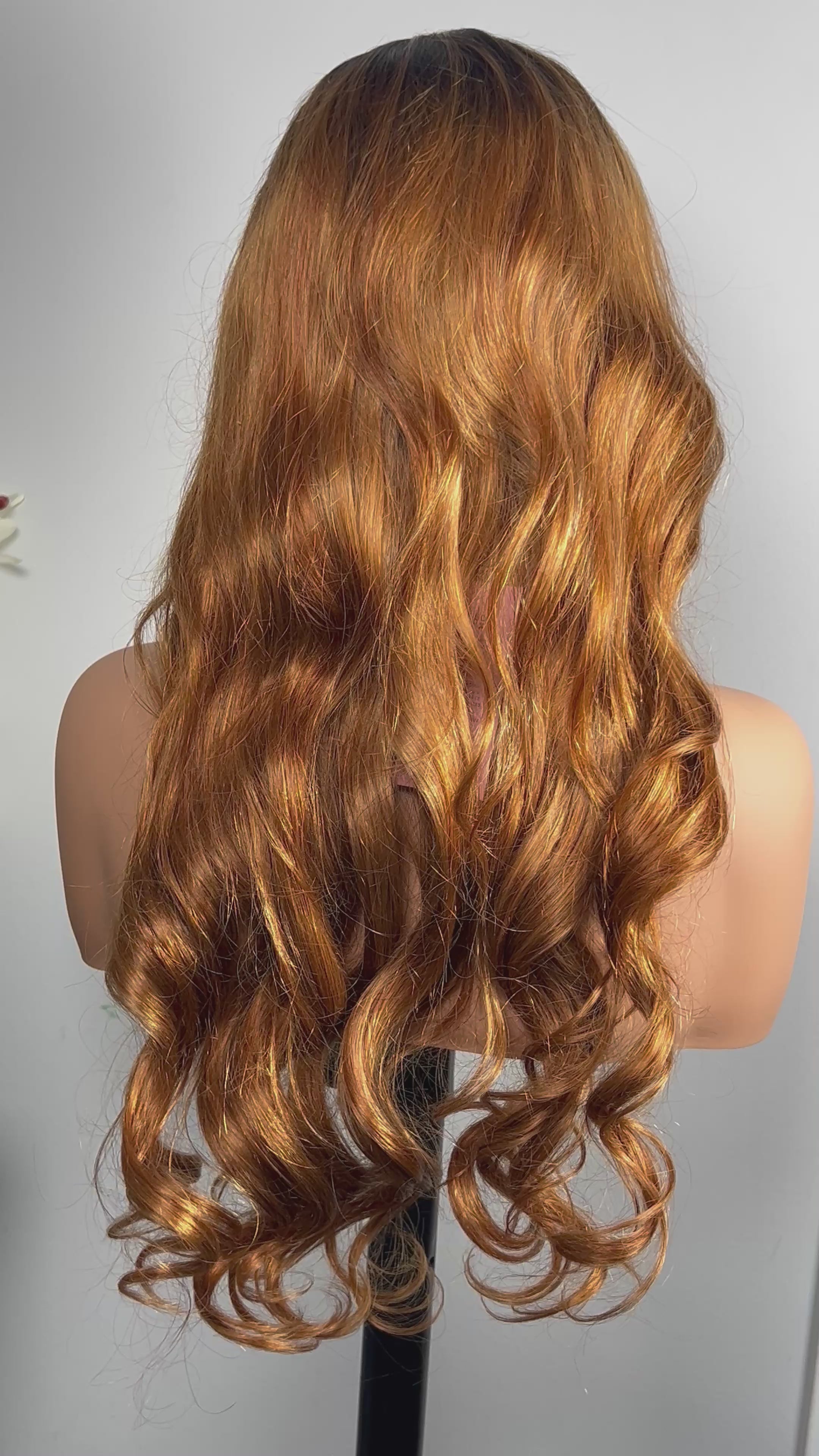 Perruque Afro Ladies prête à porter (wear go) 100% human hair body wave sans colle, avec cordon serrage.